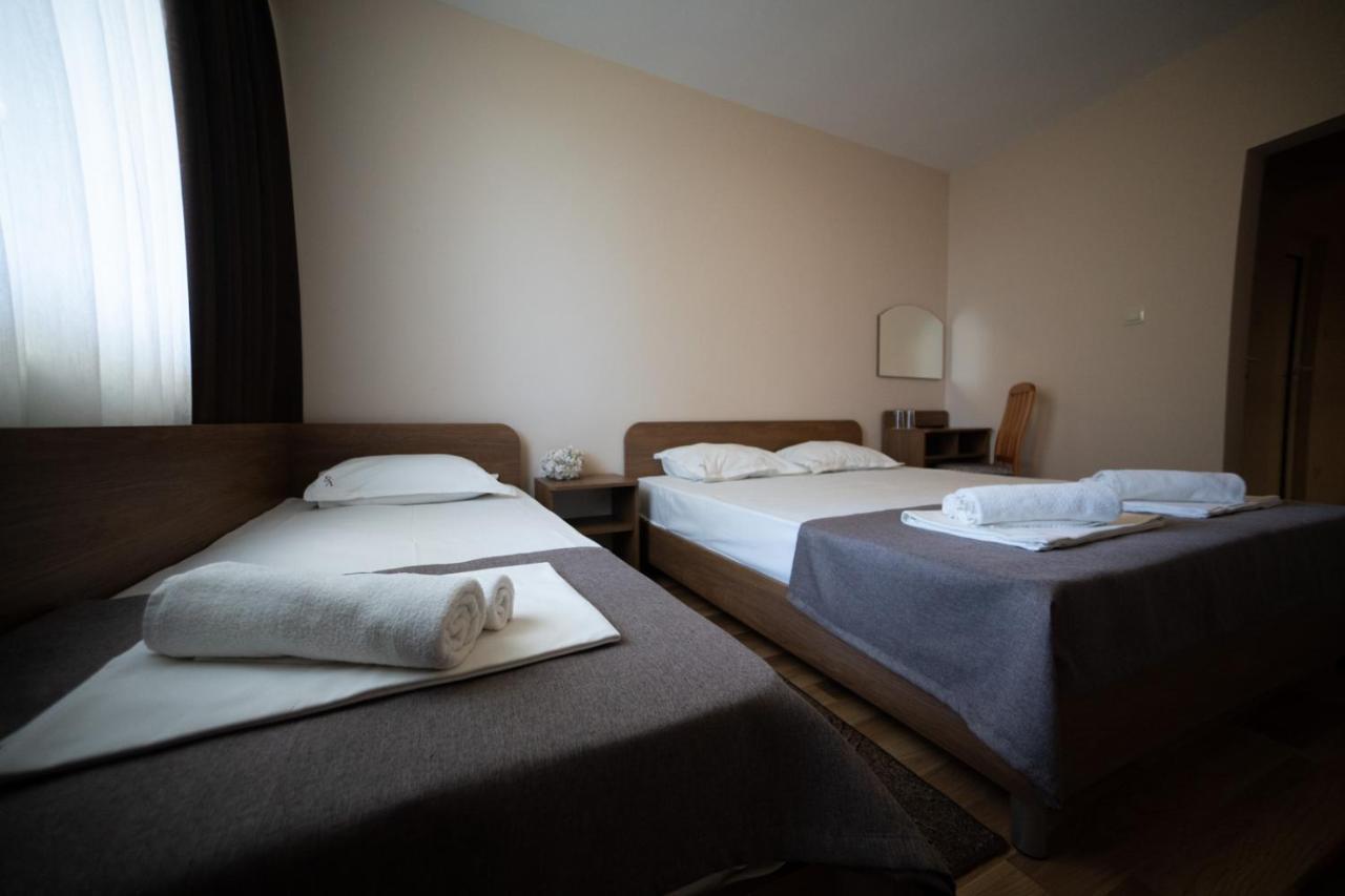 Hotel Velista Voneshta Voda Eksteriør bilde